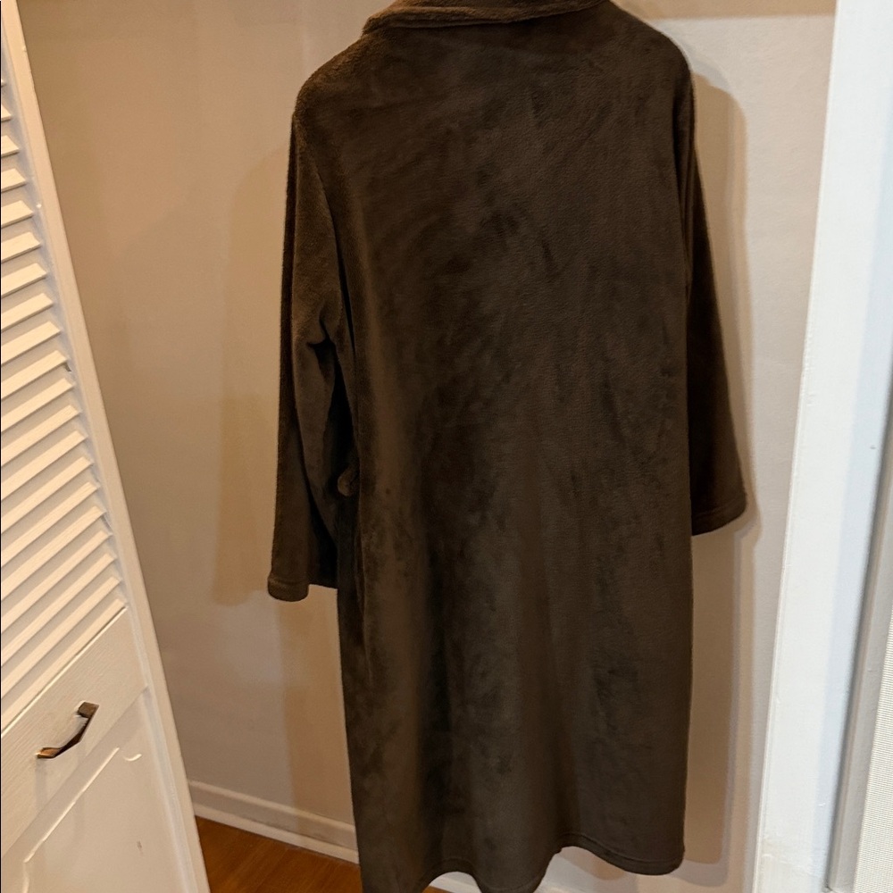 Cozy Brown Robe - Picture 7 of 7